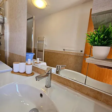 Puglia Ar 700m From -max 4 People- 公寓 比谢列