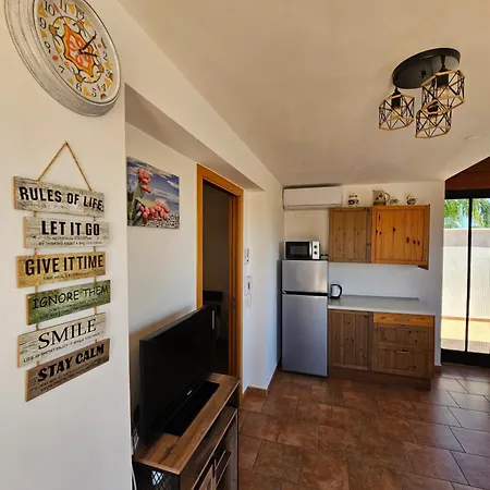 Puglia Ar 700m From -max 4 People- 公寓 *