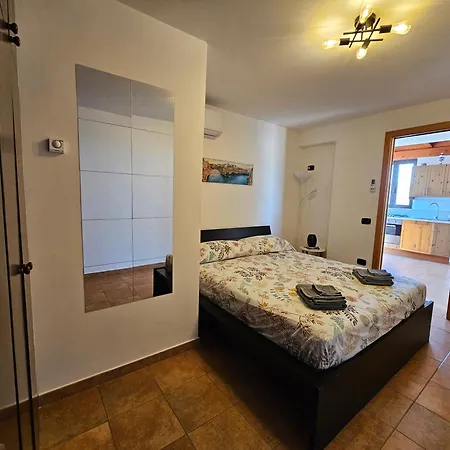 Puglia Ar 700m From -max 4 People- * Μπισέλιε